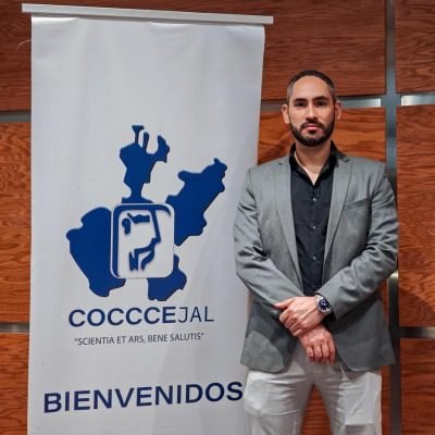 Dr. Roberto Hinojosa Arias